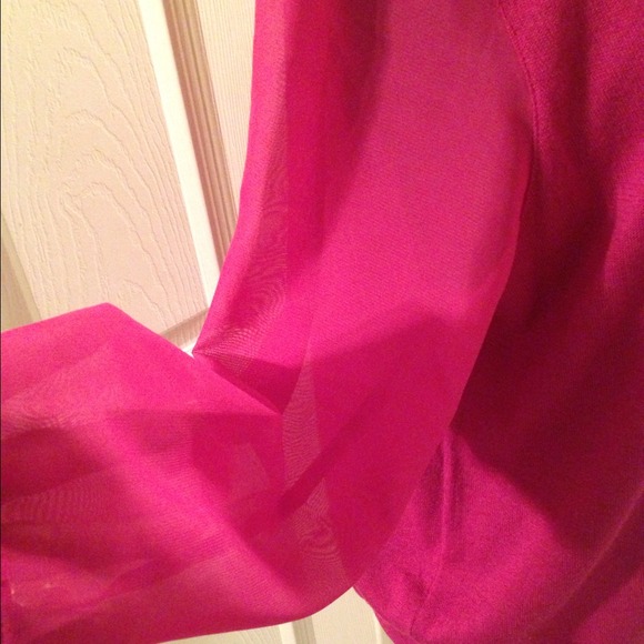 Elle Beaded Magenta Blouse Sleeves🚫Bundled🚫 - Picture 3 of 3