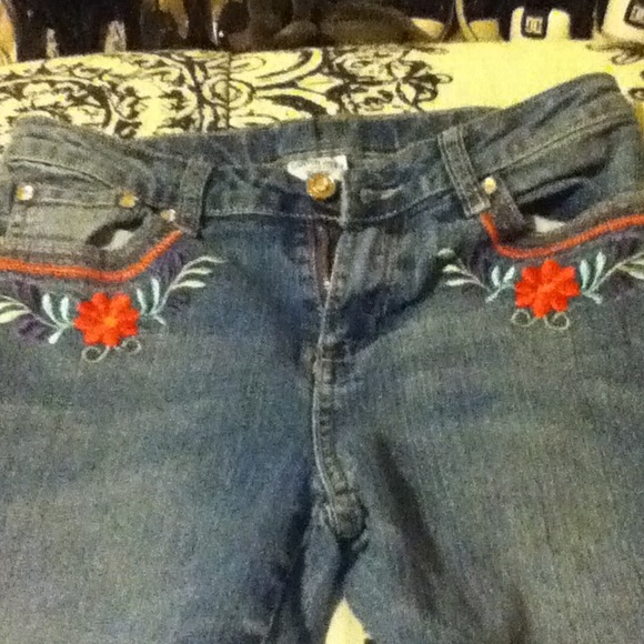 Capris - Picture 2 of 3