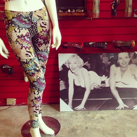 Vintage comics leggings