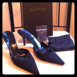 Black classy Gucci original GG canvas heels