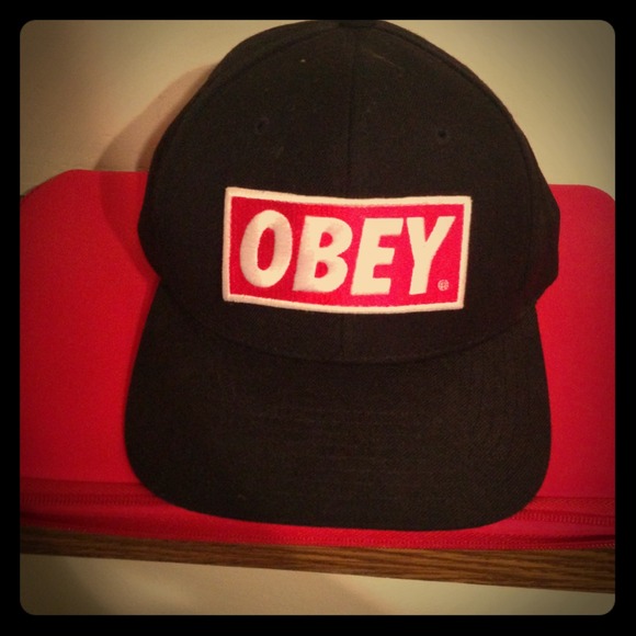 🚫Sold🚫 OBEY SnapBack fitted cap 💯Authentic