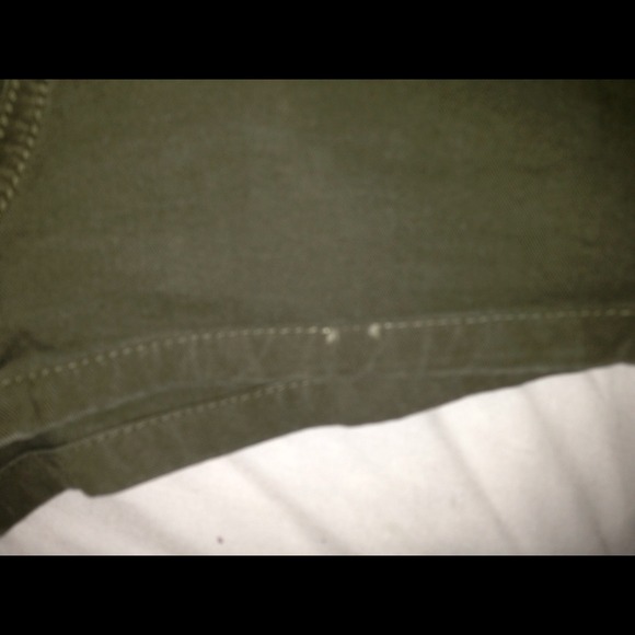 RESERVED 🙅🙅🙅High waist shorts - Picture 2 of 3