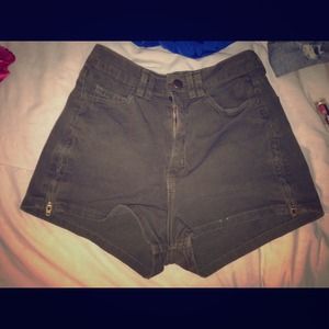 RESERVED 🙅🙅🙅High waist shorts