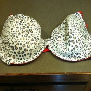Victoria Secret New Bra