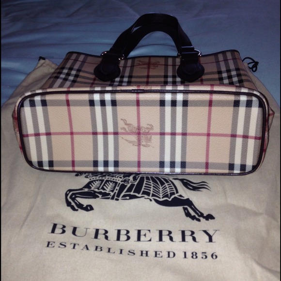 RESERVED!!! AUTHENTIC Burberry Haymarket Tote - Picture 3 of 4