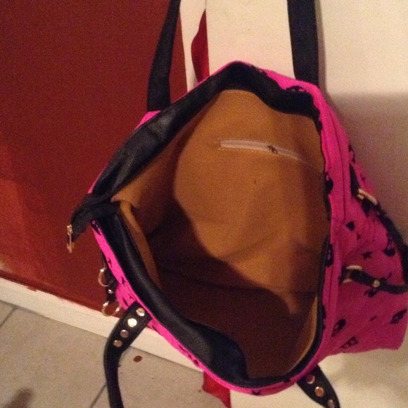 Tote - Picture 2 of 2