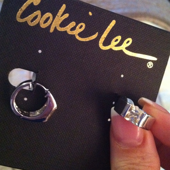 Cookie Lee brand Huggies ( earrings )