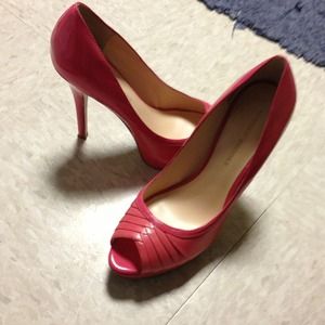 Coral platform heels