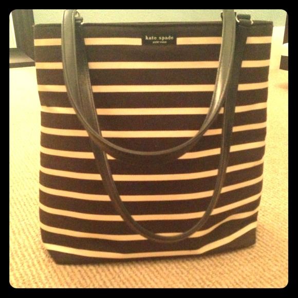 ⭐RESERVED BUNDLE for theresa420⭐ KS bag and wallet