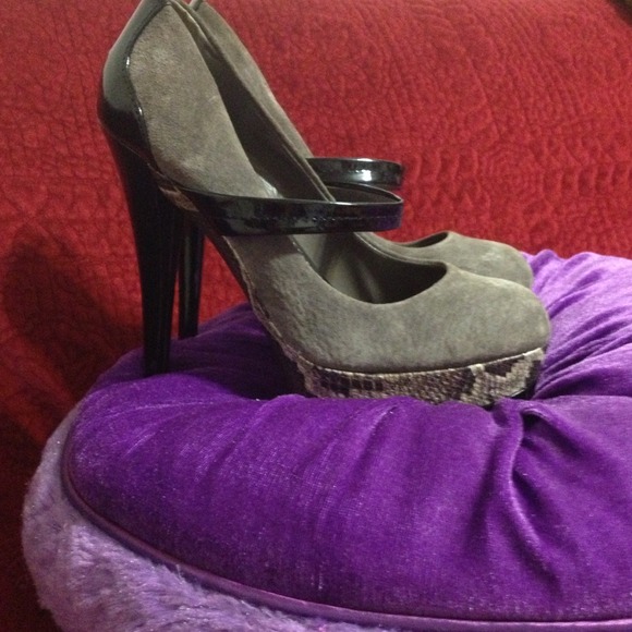 Patent leather platforms