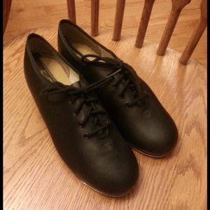 NWOT Tap Shoes