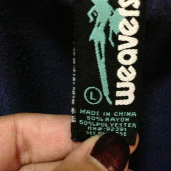 Cute navy blue top! Braided neck top! - Picture 3 of 4