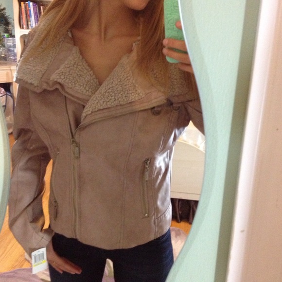 Jackets & Blazers - BUNDLE!! Bomber jacket & Arden b  top