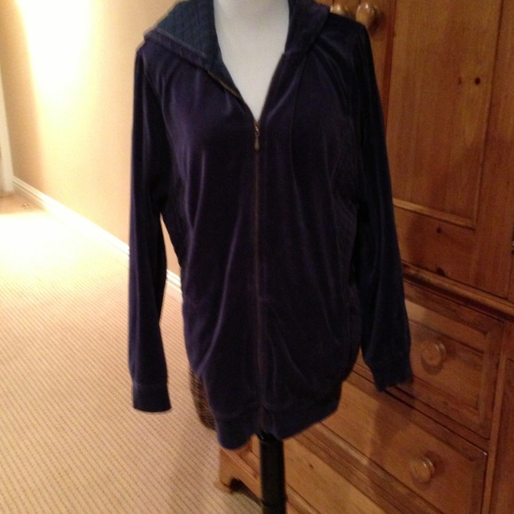 Sweatshirt type zip up jacket. Velour - Picture 1 of 2