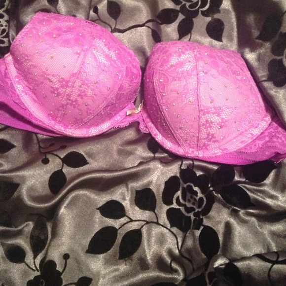 Vs bra