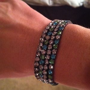 Set of 4 bracelets