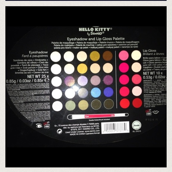 🚫Sold🚫Hello Kitty Palette - Picture 2 of 3