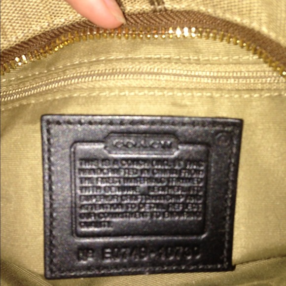 Signature Coach handbag brown & tan - Picture 4 of 4