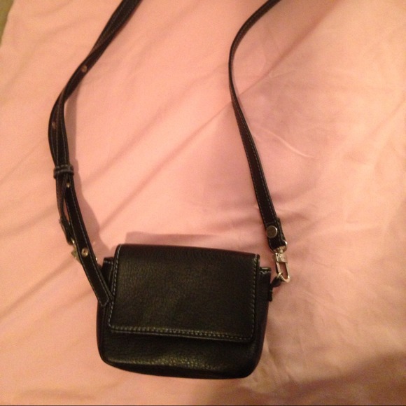 Small black 31 cross body bag