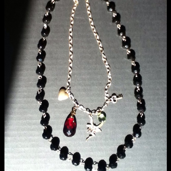 ~EXPRESS~ BLACK BEADED NECKLACE