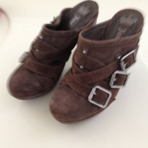 Juicy booties