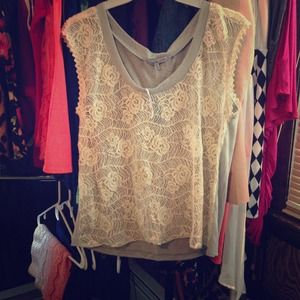 NWT! Perfect for the summer!!