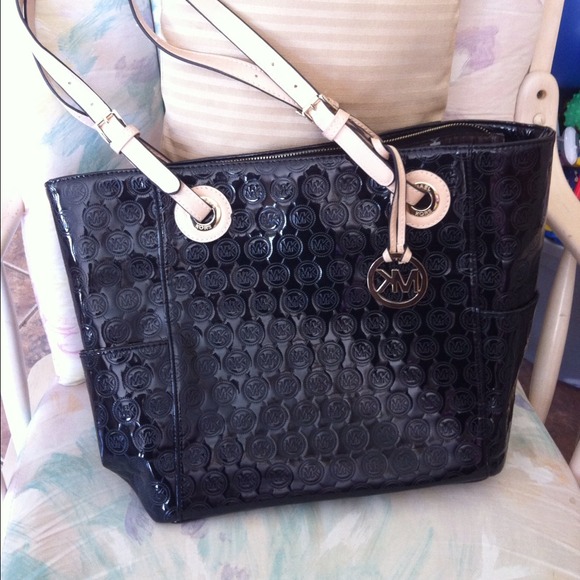 Michael kors black bag