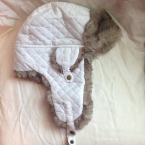 ❗SOLD❗Snow hat