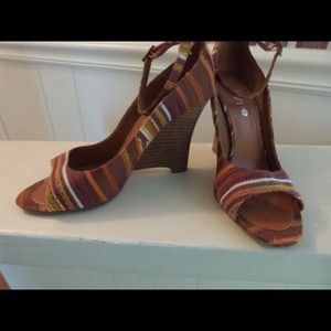 Hype wedges! Super cute!