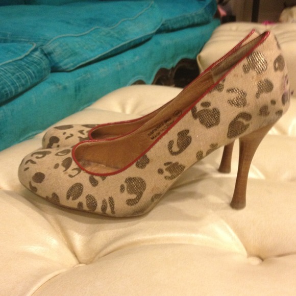 Leopard pumps - Picture 2 of 2