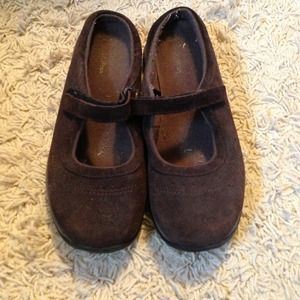 Cute brown LL Bean shoes