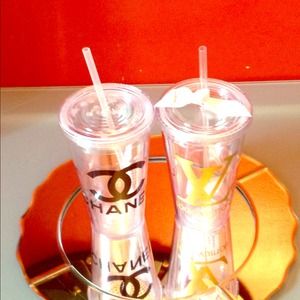 Chanel- like tumbler