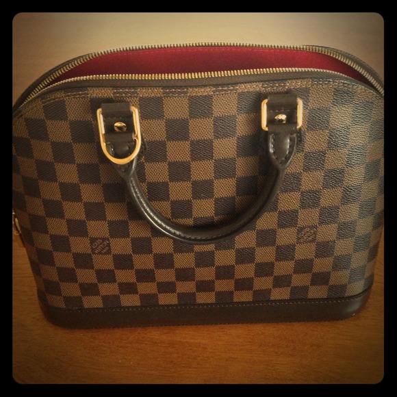 🎉Sold🎉Louis Vuitton Alma PM Damier Ebene