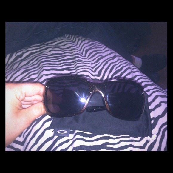 "Ravishing" Oakley sunglasses new