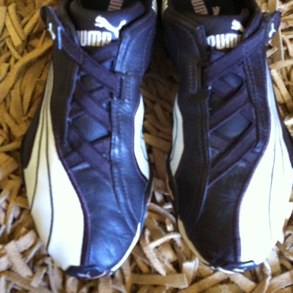 PUMAS - Picture 3 of 4