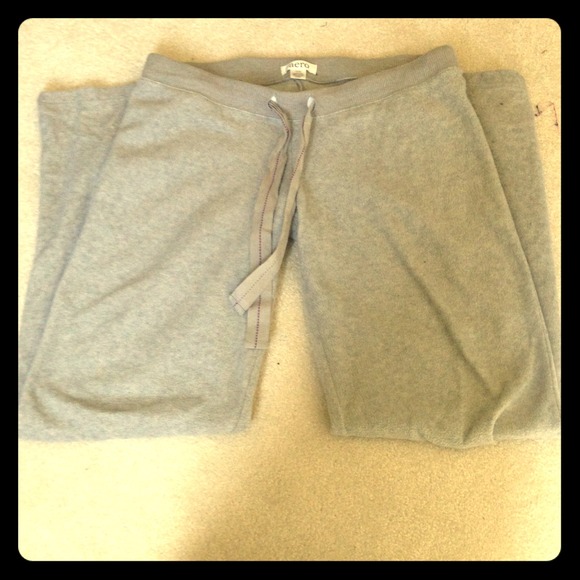 Aeropostale sweats