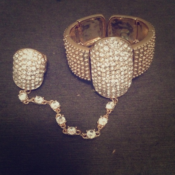 Bracelet ring combo