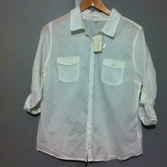 SOLD! Forever 21 Essentials White Woven Shirt