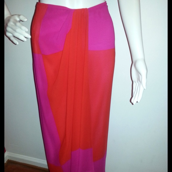 Emanuel Unsaro Dresses & Skirts - Wrap around skirt