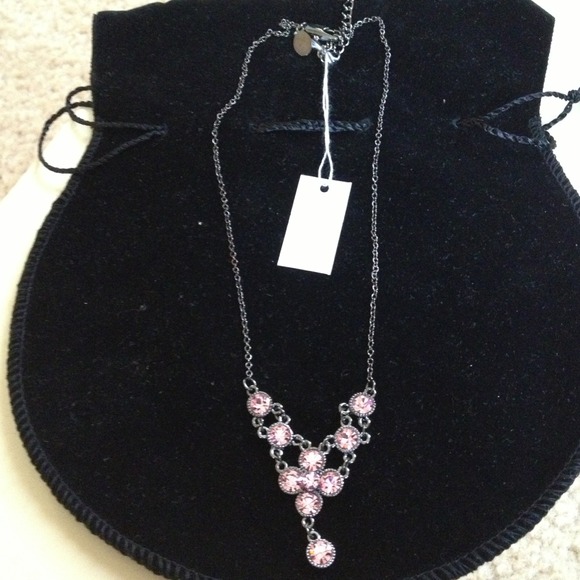 Pink Stoned Necklace and Earring Set! - Picture 4 of 4