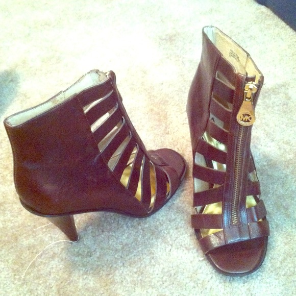 Micheal kors new shoes!!!