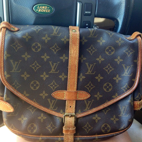 🌟📛SOLD📛🌟💯% Authentic Louis Vuitton !!!