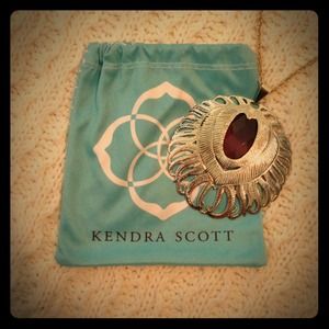 Kendra Scott Gold Necklace