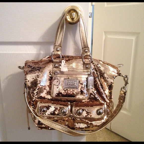 💜Sold💜Gold Coach Sequin Poppy Spotlight Handbag