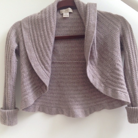 💜Bundleee!💛 A Whole Outfit 💙 - Picture 4 of 4