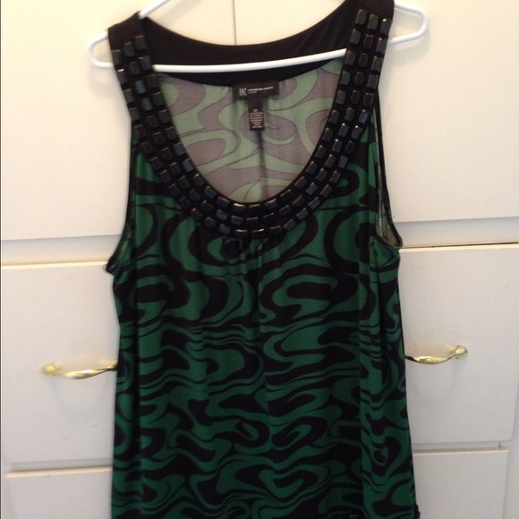 Sold!!! $ INC plus size sleeveless top size 22/24!