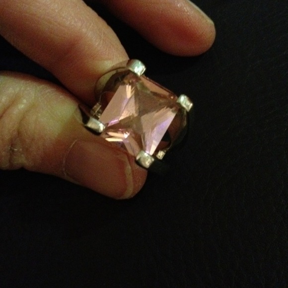 Beautiful Pink Lia Sophia Ring - Picture 2 of 4