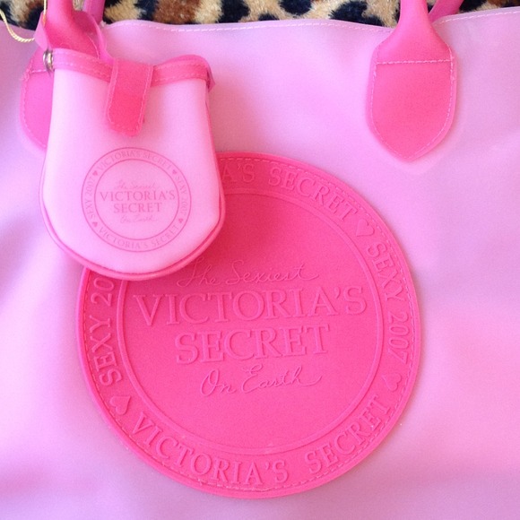 🚫SOLD🚫Victoria Secret beach bag - Picture 2 of 4