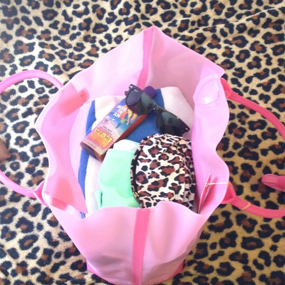 🚫SOLD🚫Victoria Secret beach bag - Picture 4 of 4