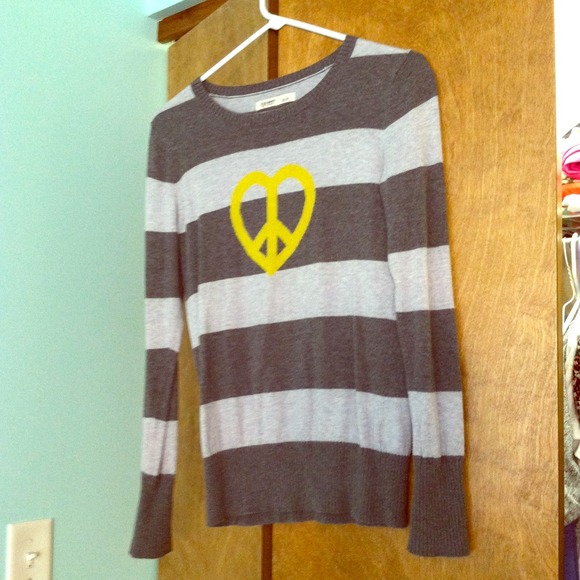 Long sleeve striped shirt.
